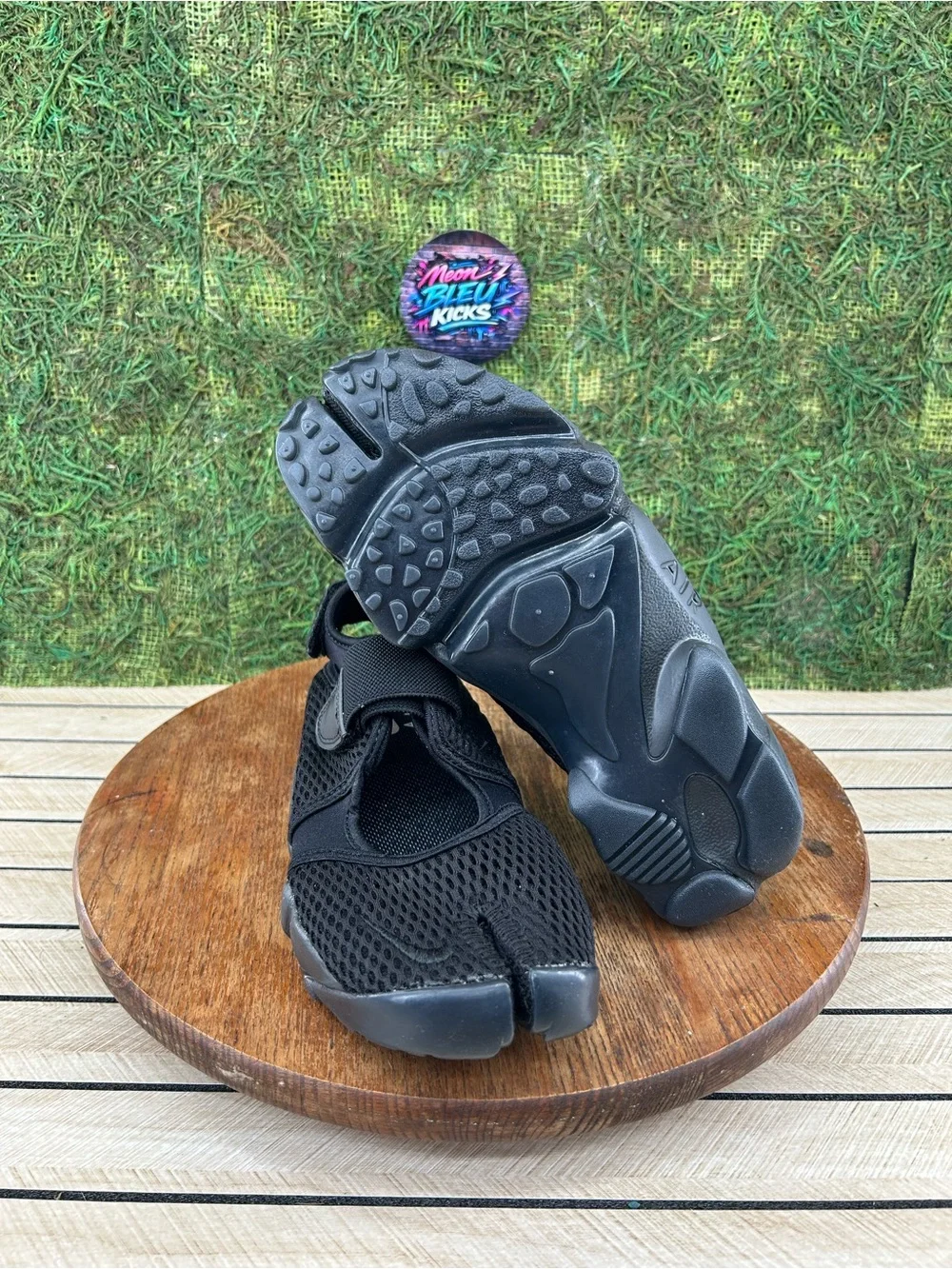 Nike air rift